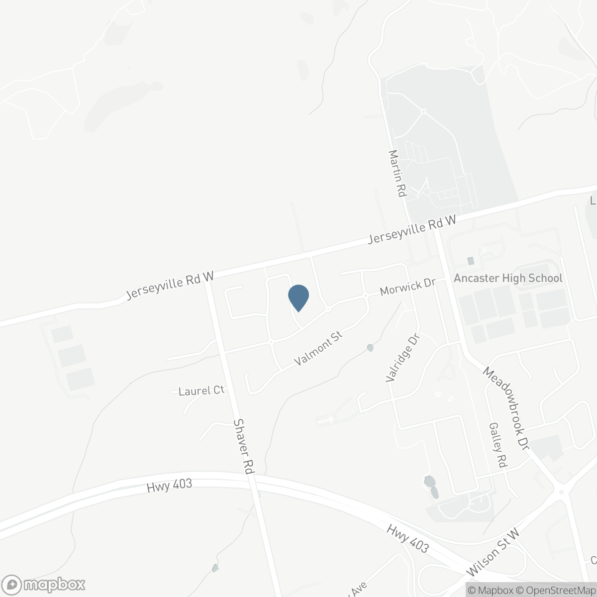 22 MOORE Crescent, Ancaster, Ontario L9G 4Z5